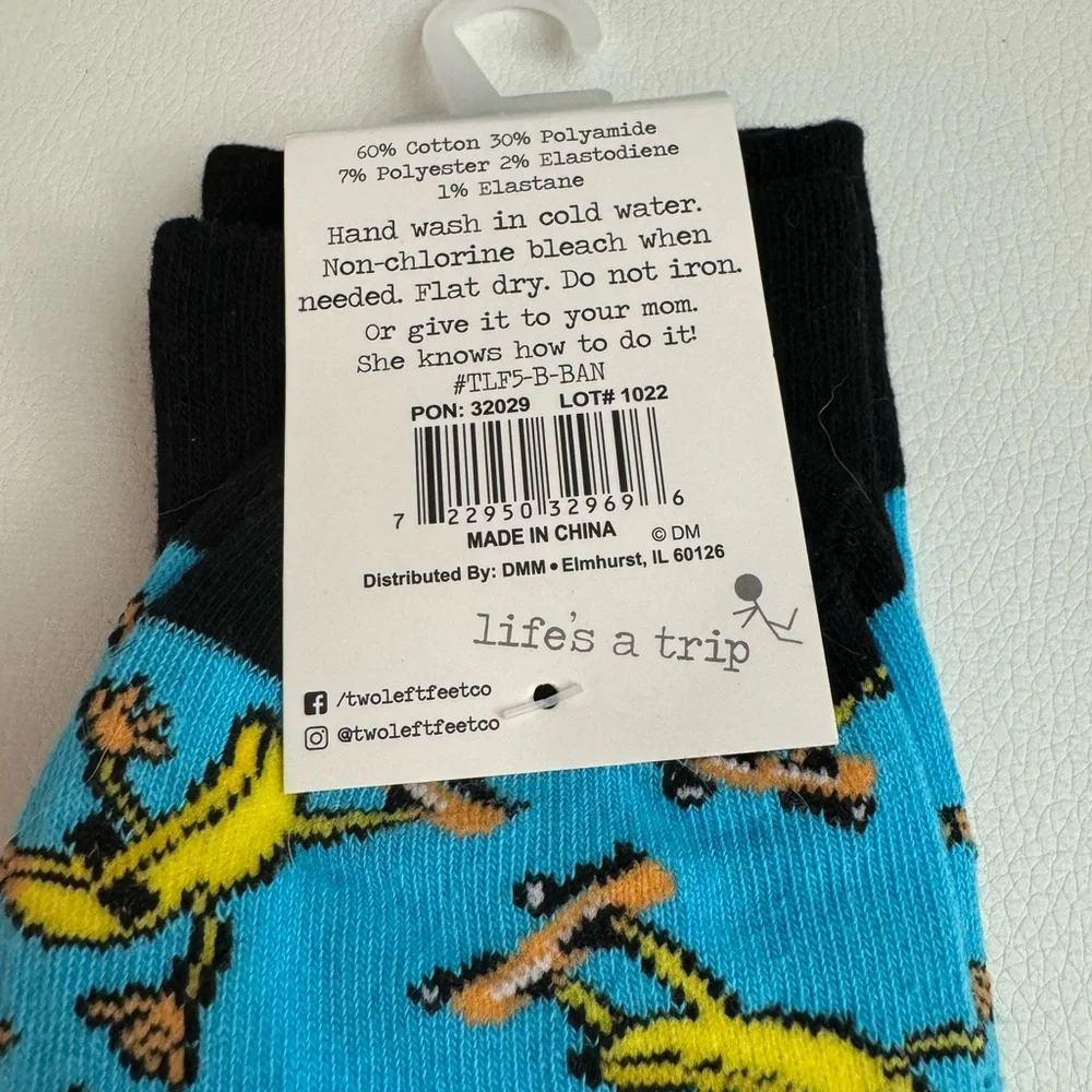 NWT Two Left Feet bananarama 🍌 socks
